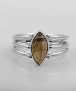 Ring with Labradorite