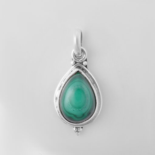 925 Sterling Silver Pendant With Melakite